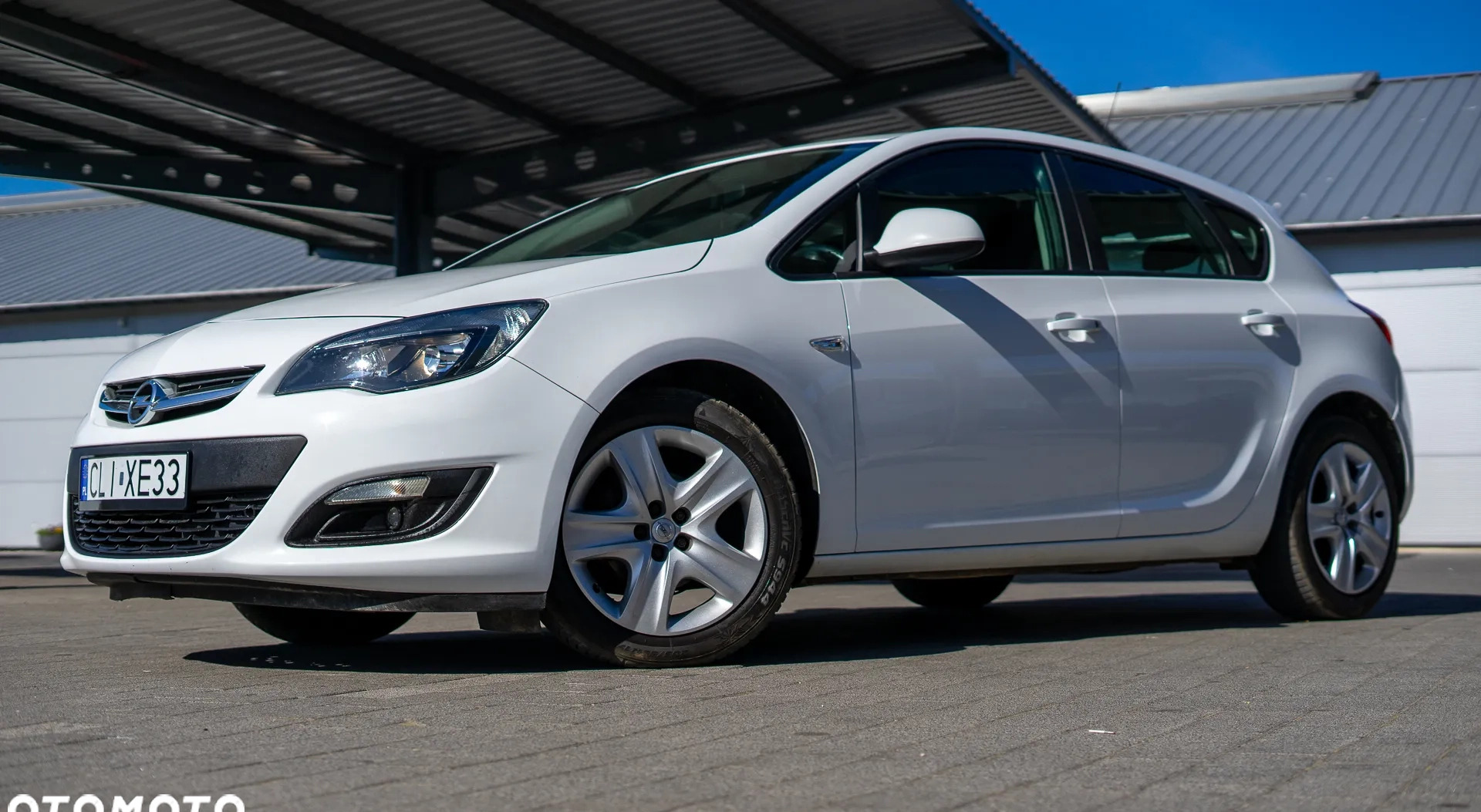 Opel Astra cena 27300 przebieg: 280886, rok produkcji 2013 z Lipno małe 742